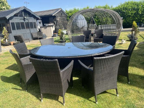 Brown rattan table and - rattan,